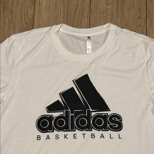 Adidas Basketball Logo Athletic Sports White and Black T-Shirt Men’s Medium New